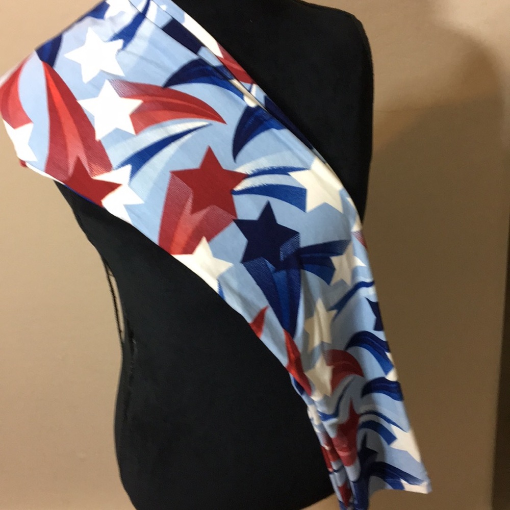 NWT LLR OS Patriotic leggings
